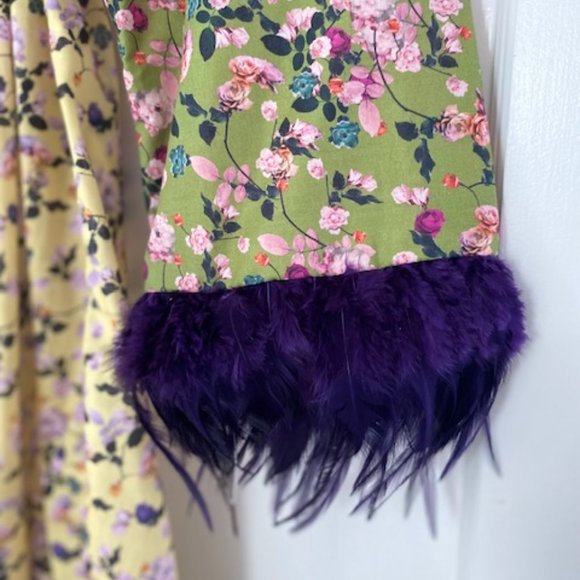 VALT Runway Robe - Picture 4 of 5